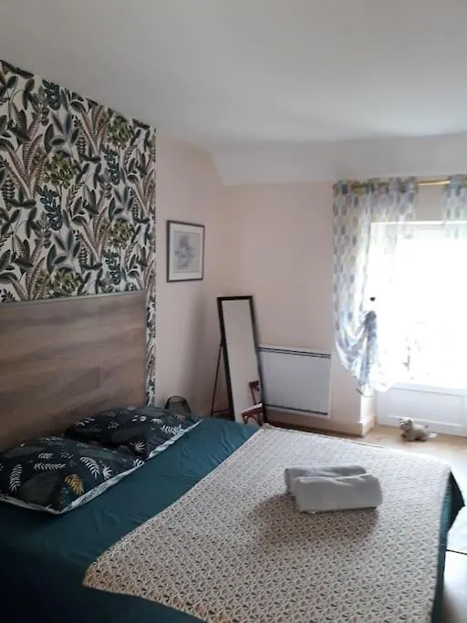 Holiday home Gite Des Hirondelles Vic-sur-Cere France